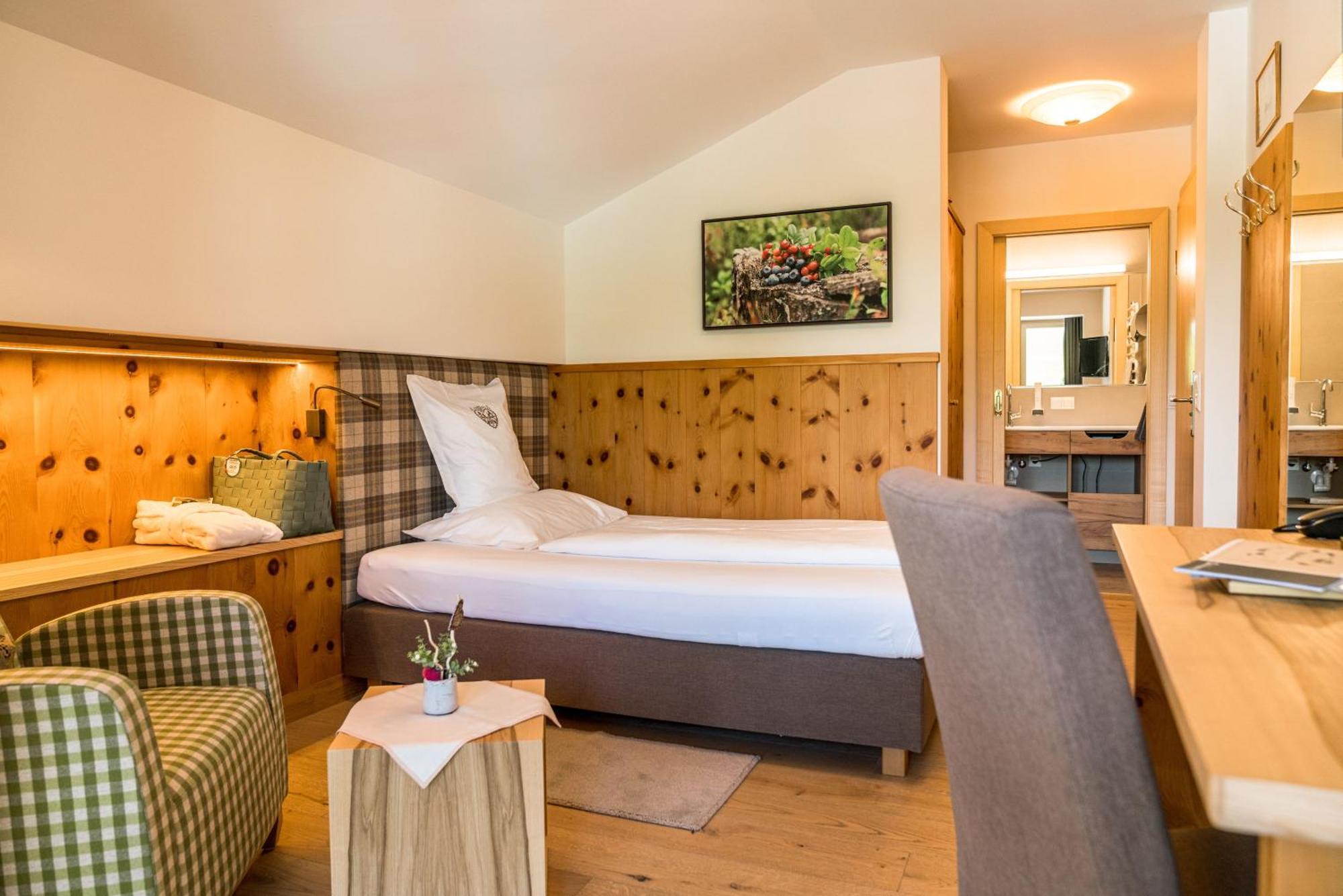 Hotel Schwaigerhof Schladming Room photo